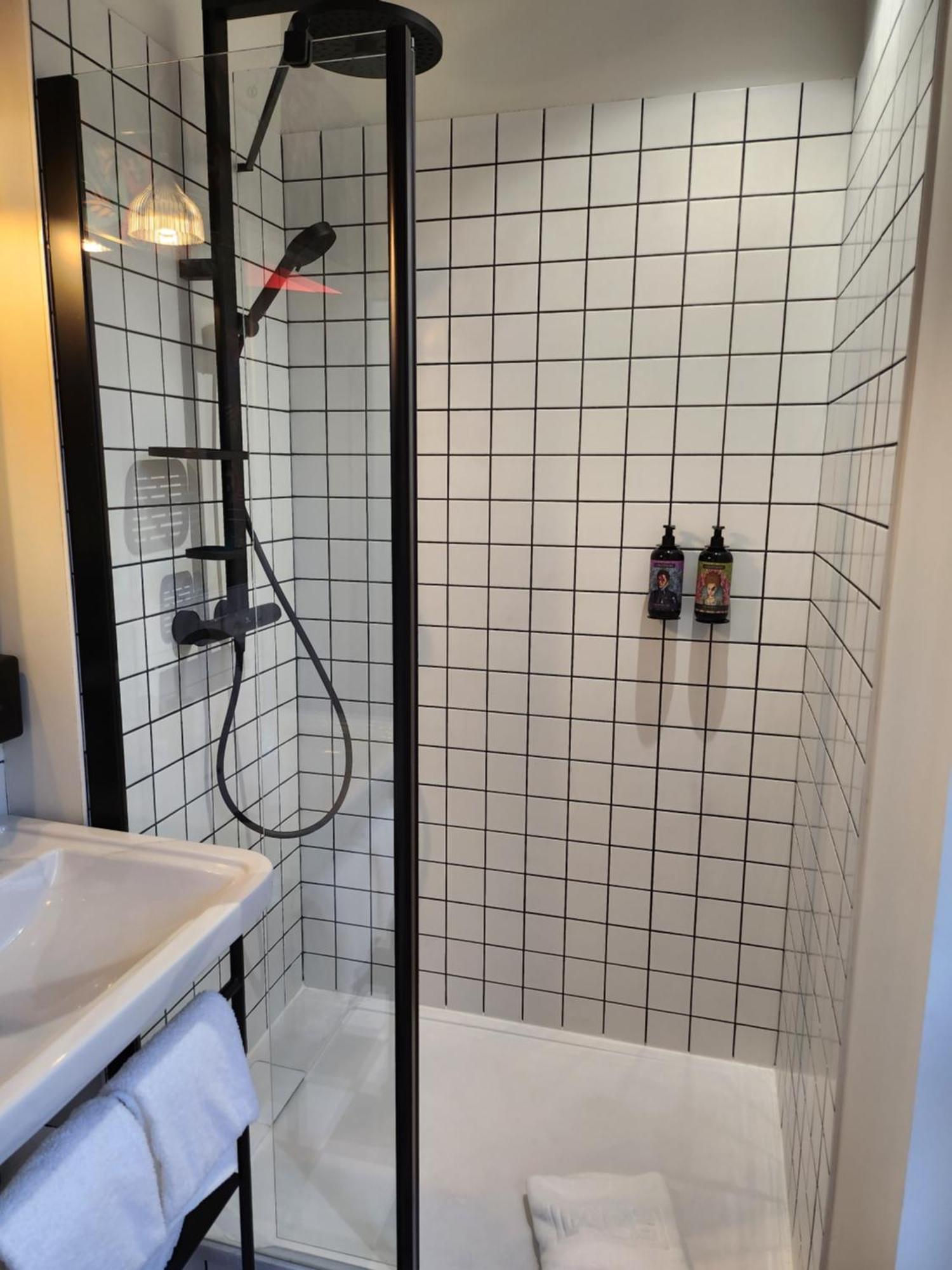 Labe Hotel Tours Centre Gare Buitenkant foto